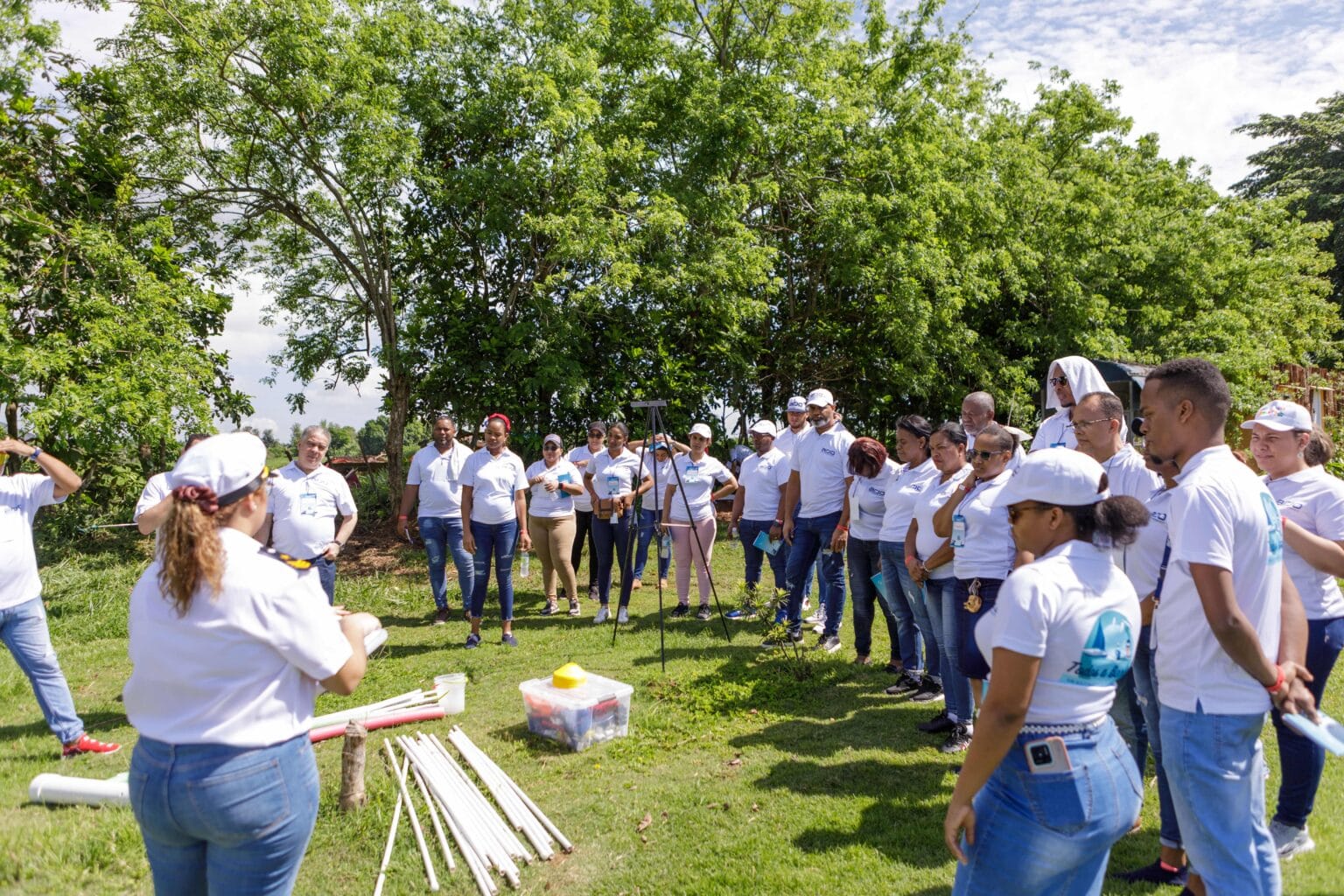PONER EN TALLERES